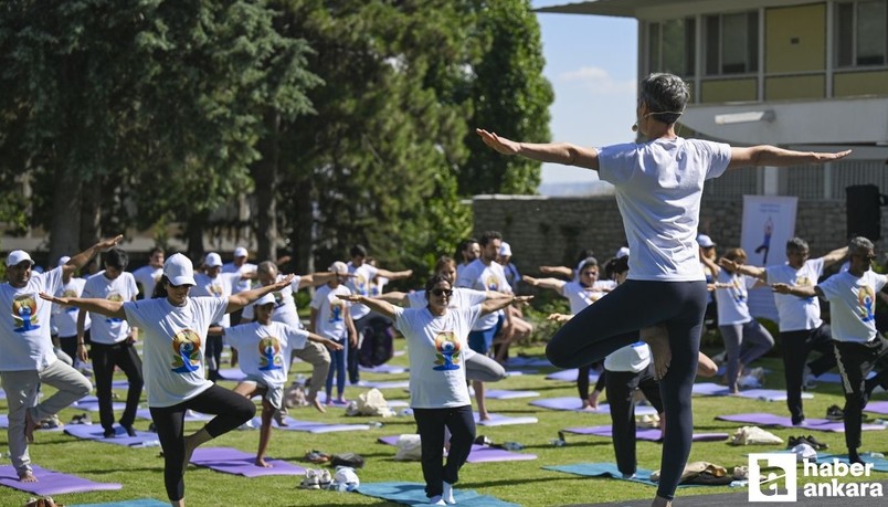 Ankara'da Uluslararası Yoga Günü etkinliği yapıldı