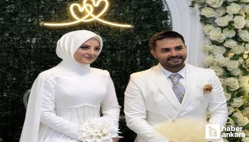 Fenomen Kadir Ezildi sevgilisi Gamze Türkmen'le sözlendi!