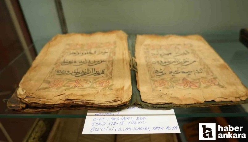 Tarihi el yazma mushaflar Ankara'da tamir oluyor