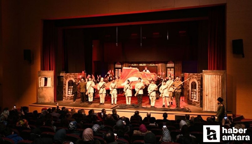 Pursaklar Belediyesi Tiyatro Atölyesi oyunlarını binlerce kişi izledi