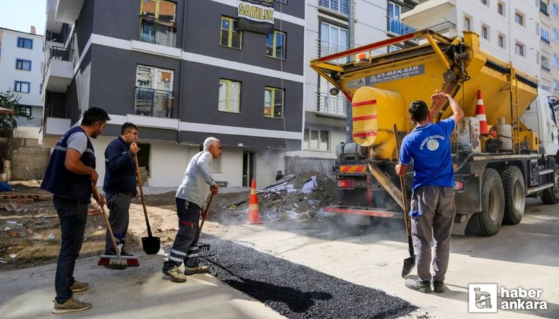 Etimesgut Belediyesi 22 sokakta eş zamanlı asfalt çalışması yapıyor