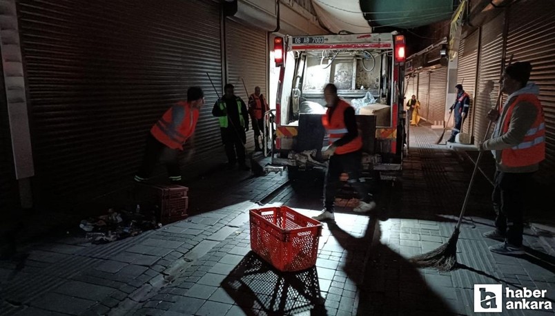 Altındağ Belediyesi Çıkrıkçılar Yokuşunda gece temizliği yaptı