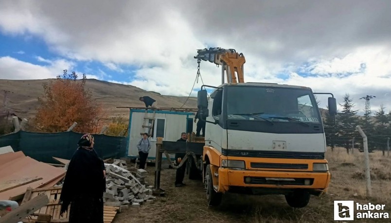 Mamak Belediyesi kaçak ve metruk yapıları kaldırıyor