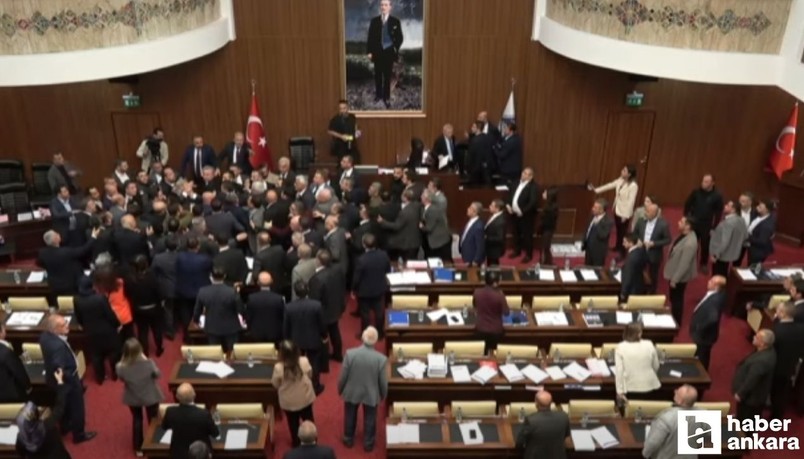 Ankara Büyükşehir Belediye Meclisi'nde yumruklu kavga!