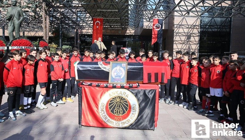 Gençlerbirliği'nden son görev: Rüzgarın Oğlu Zeynel Soyuer defnedildi