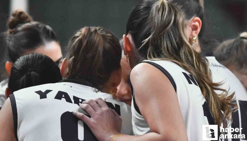 MKE Ankaragücü Voleybol takımı Merinos'a evinde kaybetti