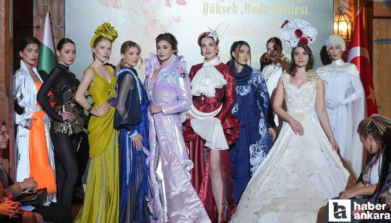 Ankara'da Bulgaristan'ı ve Türkiye'yi yakınlaştıran defilede dostluk mesajları