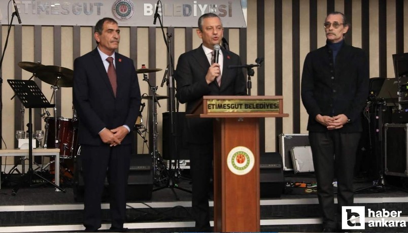 Özgür Özel, Etimesgut Belediyesi'nin Öğretmenler Günü programına katıldı