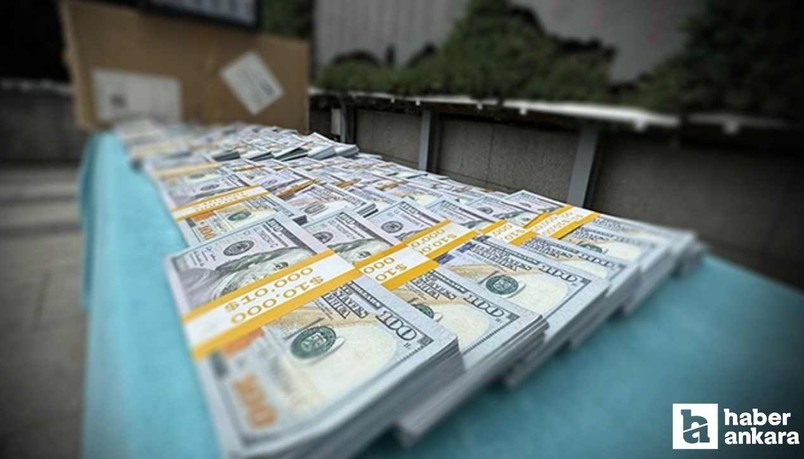Ankara'da piyasaya sahte 50 ve 100 dolar süren 4 kişi gözaltına alındı!