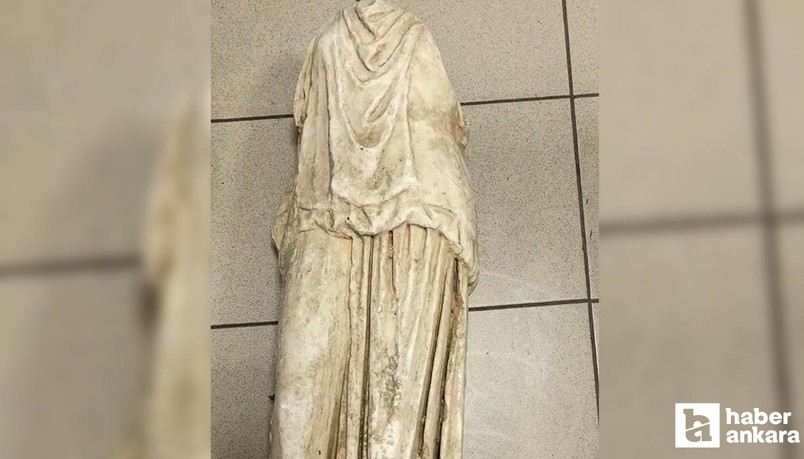 2 bin yıllık antik heykel çöp poşetinde bulundu