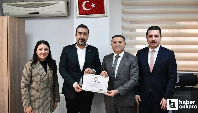 AK Parti Ankara İl Başkanı Özcan yeni dönem için mazbatasını aldı