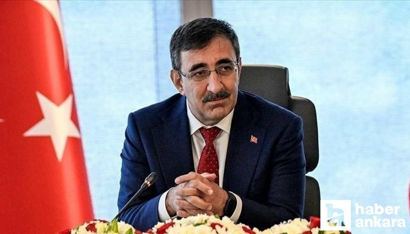 Cumhurbaşkanı Yardımcısı Yılmaz, çöken binaya ilişkin açıklama yaptı
