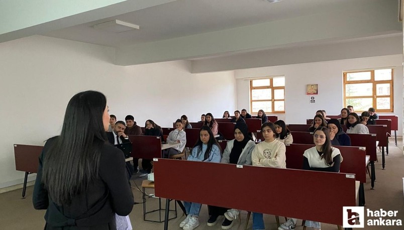 Altındağ Belediyesi'nden YKS'ye hazırlanan öğrencilere sınav kaygısı semineri