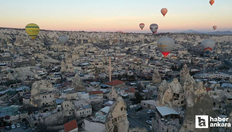 Kapadokya'nın dünyaca ünlü sıcak hava balonları, 2024'te rekora ulaştı