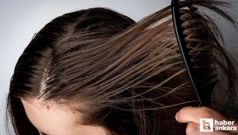 Hızlı yağlanan saçlar için şampuana tek malzeme ekleyin