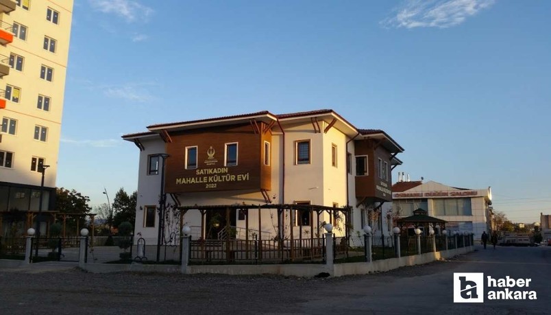 Kahramankazan Belediyesi'nden minik ressamlara kurs desteği