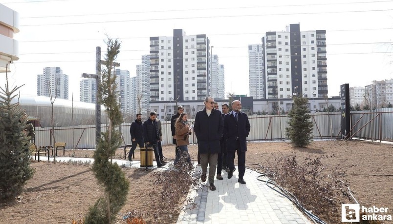Etimesgut Belediye Başkanı Beşikçioğlu ilçedeki park çalışmalarını inceledi