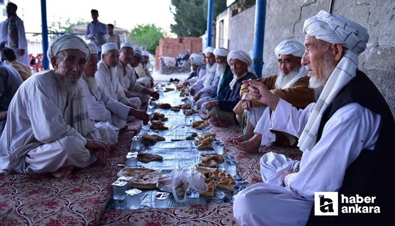 TİKA, Ramazan'da Türklerle dayanışmayı sürdürüyor