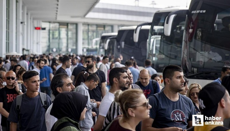 Otobüslerde yoğunluk oluştu: Bayram tatilinde 3.5 milyon kişi kullanacak
