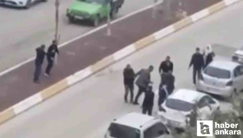 Ankara'da adliye önünde iki aile birbirine girdi