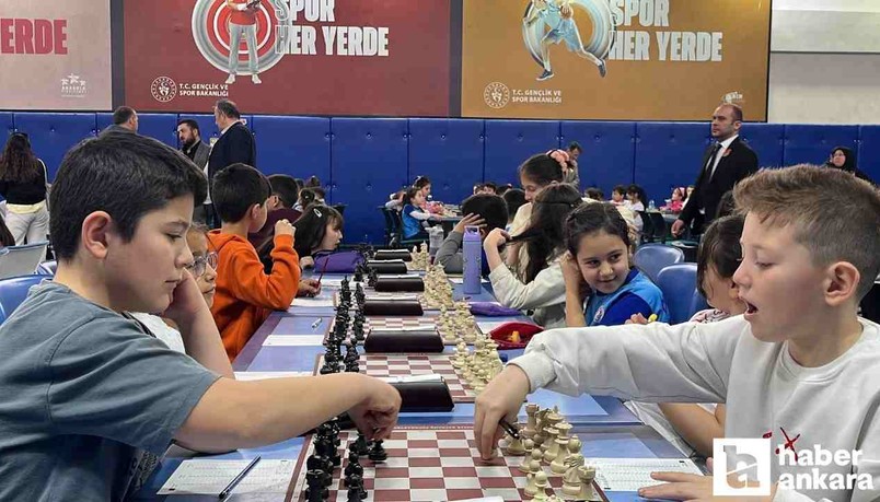 Çubuk'ta okullar arası satranç turnuvası sona erdi
