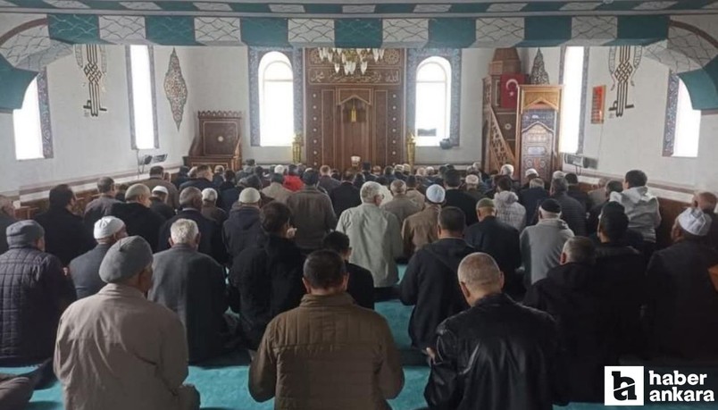 Çorum'da üç köy halkı yağmur duasına çıktı