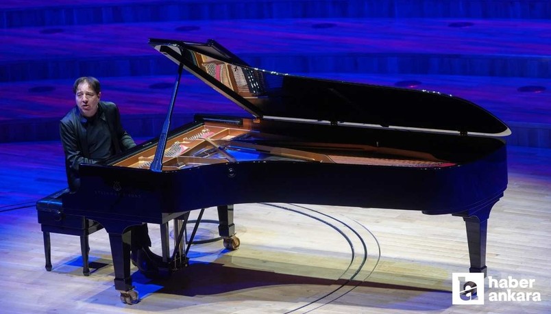 Piyano Başında 50 Yıl konseriyle Fazıl Say Ankara'da sahne aldı