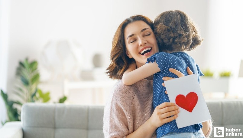 Anneler günü mesajları | Resimli, özel, duygulu anneler günü sözleri