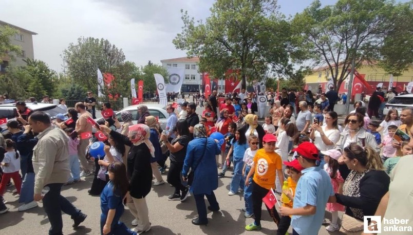 Ankara'da yunus ekiplerinden çocuklar için anlamlı gösteri