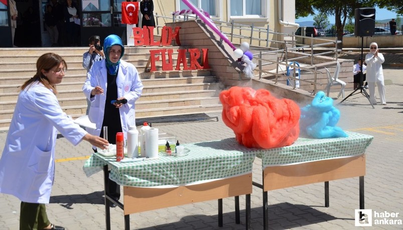 Kahramankazan'da TÜBİTAK Bilim Fuarı'nda öğrenciler projelerini sergiledi
