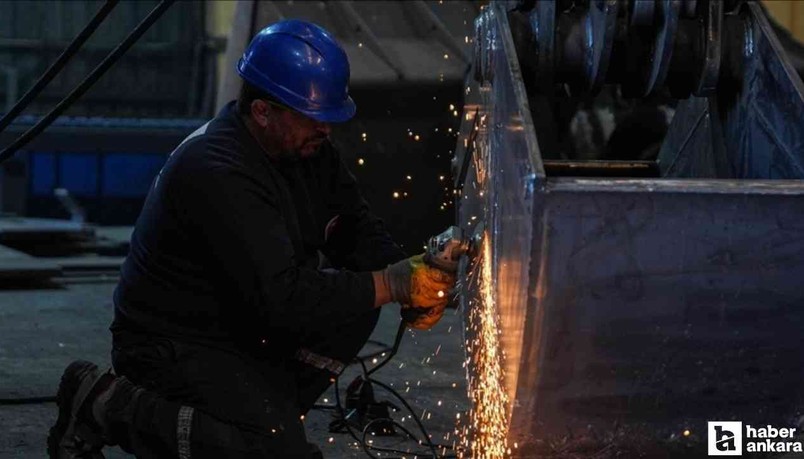 Ücretli çalışan sayısı aylık ve yıllık bazda artış gösterdi