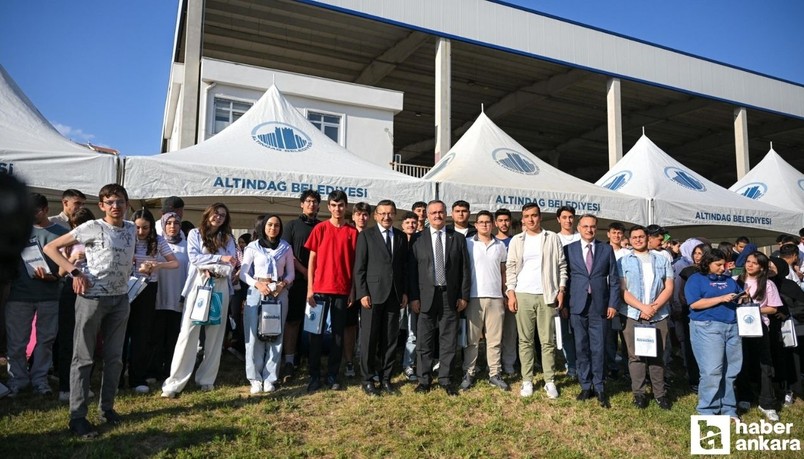 Altındağ Belediye Başkanı Tiryaki YKS'ye girecek gençlerle bir araya geldi