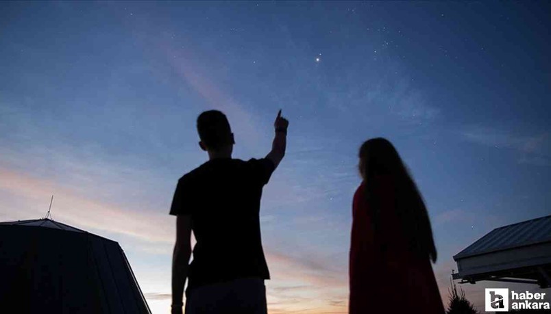İnsanlar gökyüzünde gördükleri şeyleri UFO zannediyor