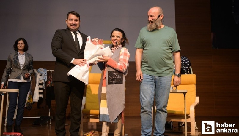 Kahramankazan Belediyesi, tiyatroseverleri Parça Tesirli Pazarlar oyunu ile buluşturdu