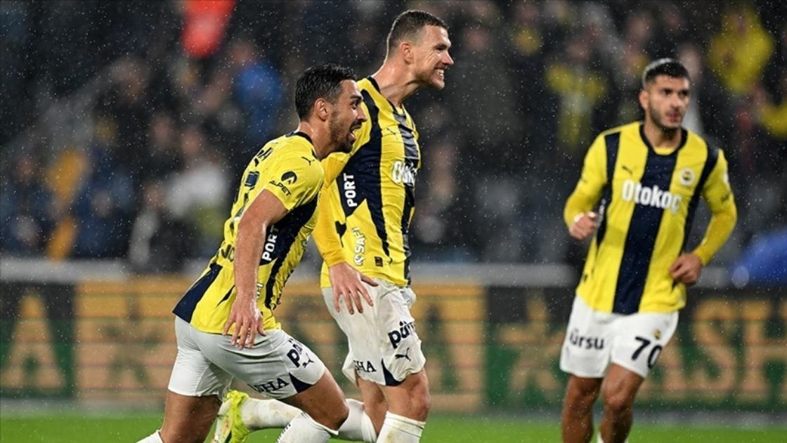 Fenerbahçe'de bir günde iki veda - Resim: 1