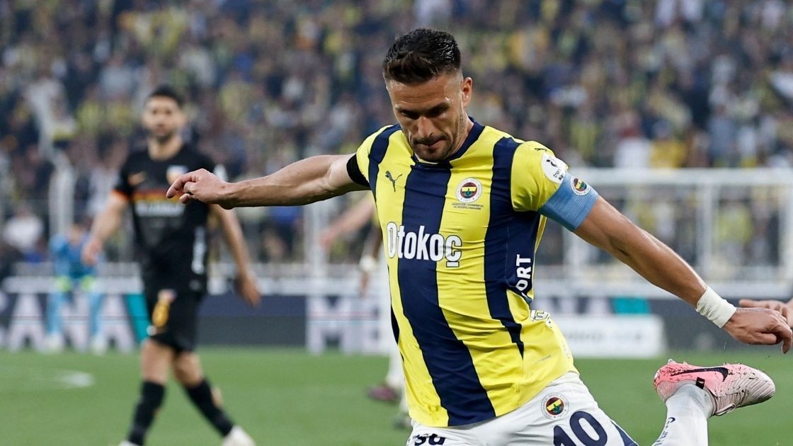 Fenerbahçe'de bir günde iki veda - Resim: 3