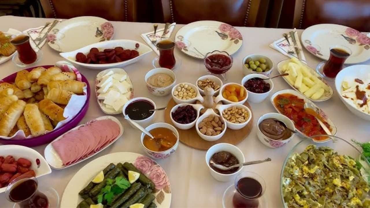 Uzmanlardan bayram için tuzlu ikramlara dikkat uyarısı! - Resim: 4